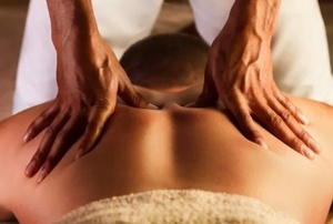 Точечный эротический массаж: особенности выполнения